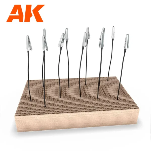 5568308442-1 AK Interactive - BASE FOR METAL PAINTING CLIPS - AK9100