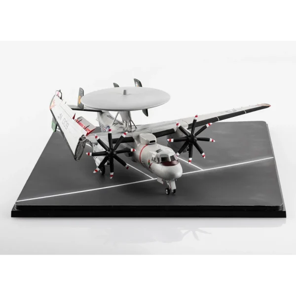 Heller - E-2C Hawkeye - 82300