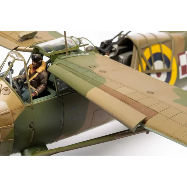 1507116-12 Airfix - Westland Lysander Mk.I/Mk.III - A07116