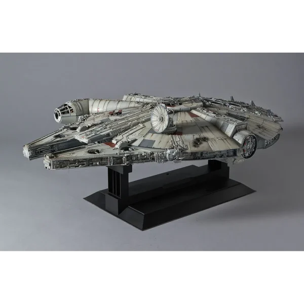 4009801206-6 Revell - Millennium Falcon Perfect Grade - 01206