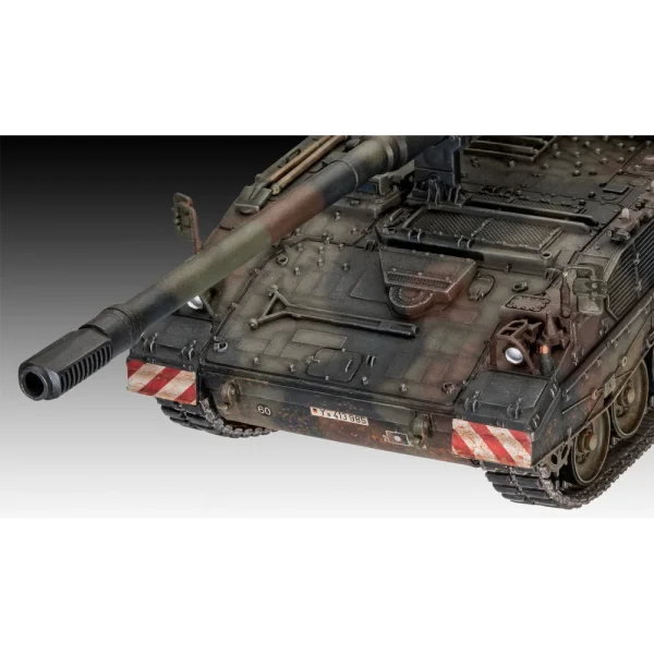4009803279-3 Revell - Panzerhaubitze 2000 - 03279