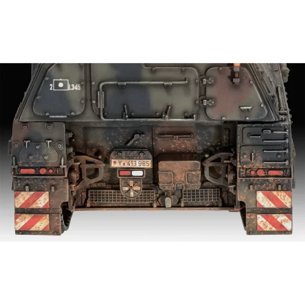 4009803279-4 Revell - Panzerhaubitze 2000 - 03279