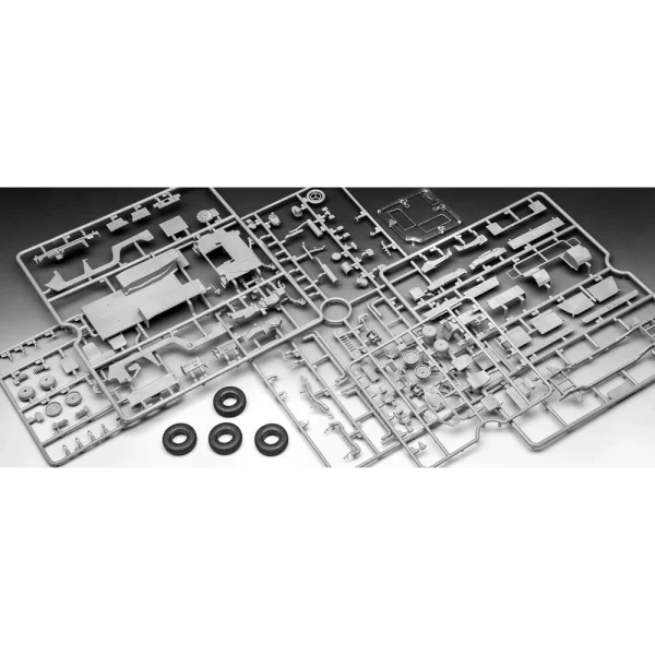 4009803366-6 Revell - HMMWV M109 7A2 - 03366