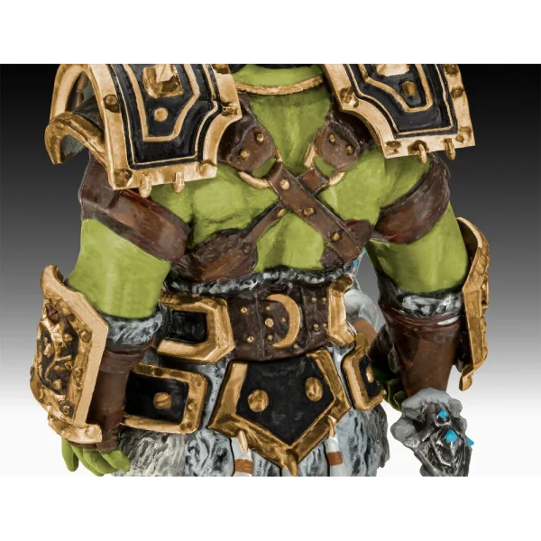 4009803516-4 Revell - World of Warcraft The Orc Thrall - 03516