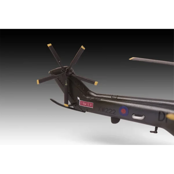 4009803746-1 Revell - Westland Puma HC.1 - 03746