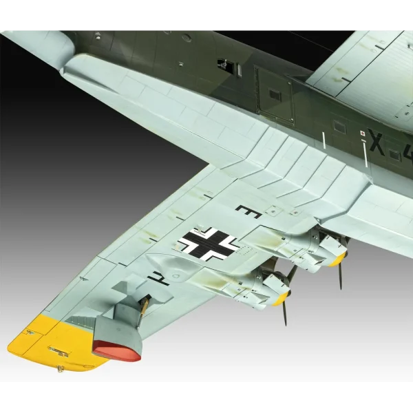 Revell - Blohm & Voss BV222 - 03792