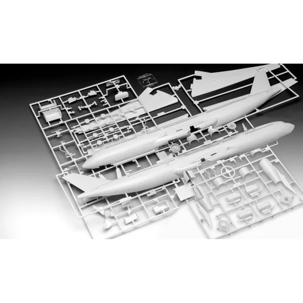 4009803816-4 Revell - Airbus A330-300 - Lufthansa "New Livery - 3816