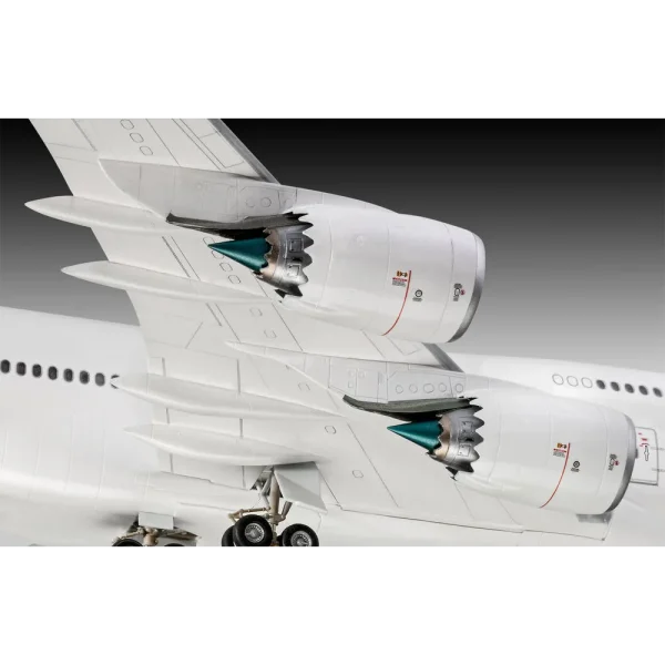 4009803891-5 Revell - Boeing 747-8 Lufthansa"New Liver - 03891