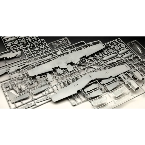 Revell - P-51D-5NA Mustang (early version - 03944