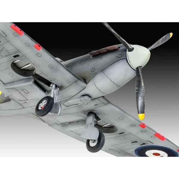4009803953-2 Revell - Spitfire Mk.IIa - 03953