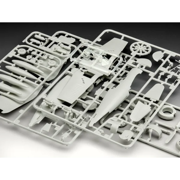 4009803955-11 Revell - F4U-4 Corsair - 03955
