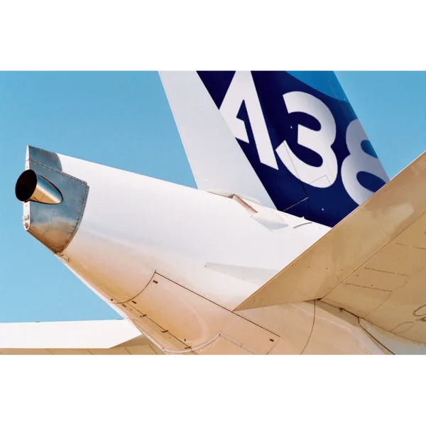 4009804218-4 Revell - Airbus A380 "New Livery - 04218