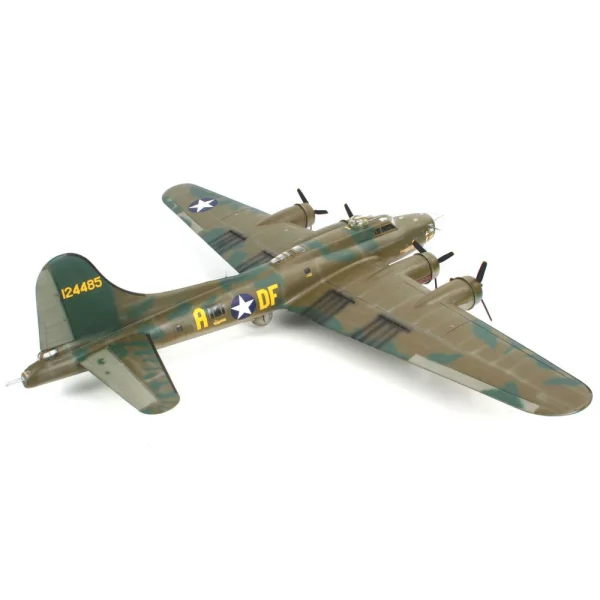 4009804297-11 Revell - B-17F Memphis Belle - 04297
