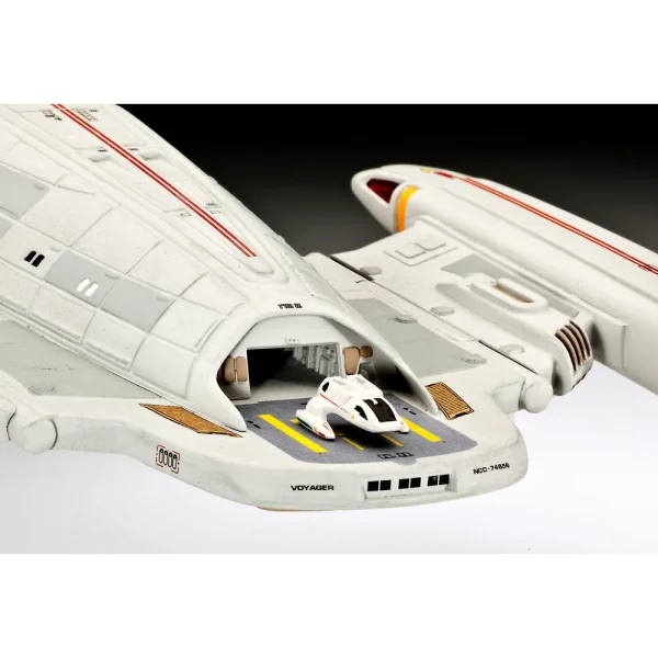 4009804992-5 Revell - U.S.S. Voyager - 04992