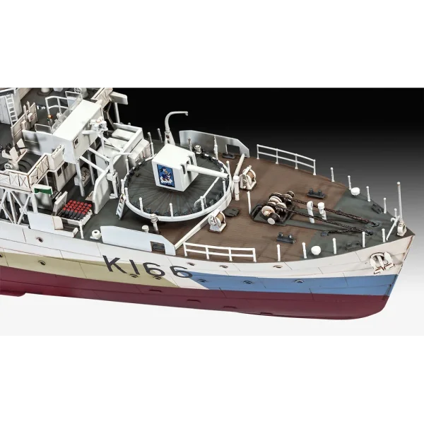 Revell - HMCS SNOWBERRY - 05132