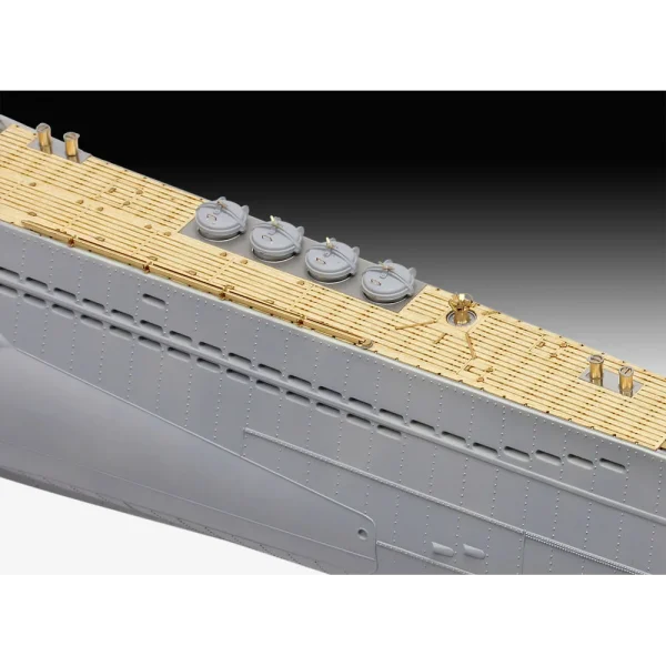 4009805163-3 Revell - German Submarine Type VII C/41 - 05163