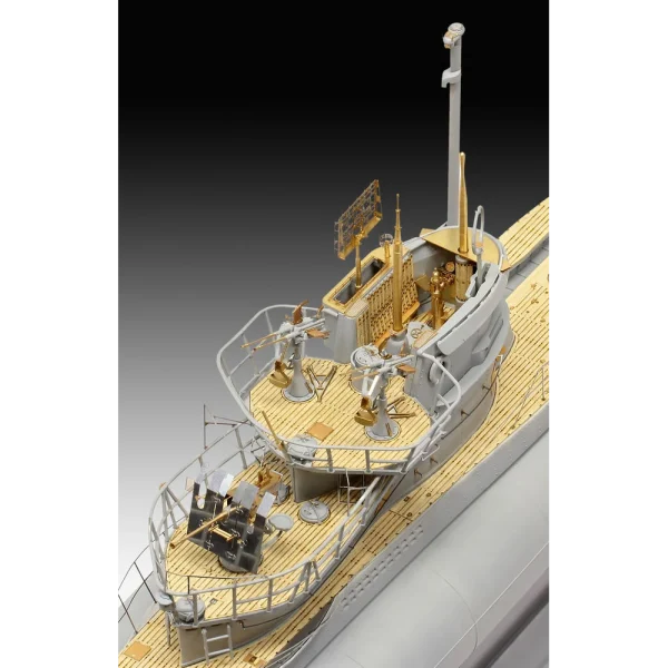 4009805163-4 Revell - German Submarine Type VII C/41 - 05163