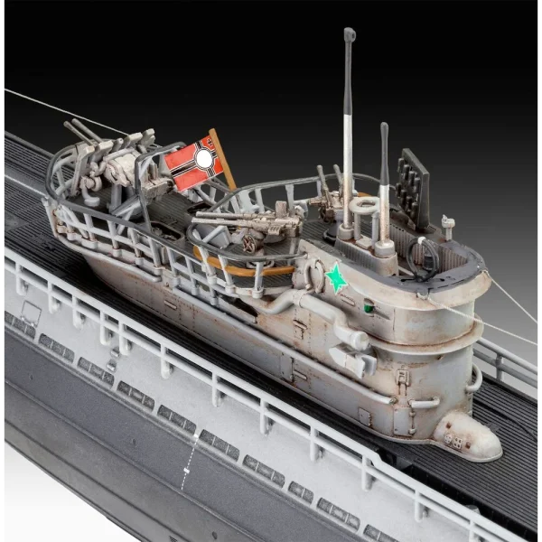 4009805167-2 Revell - German Submarine Type IX C/40 (U190) - 5167