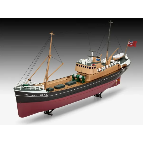 4009805204-11 Revell - Northsea Fishing Trawler - 05204