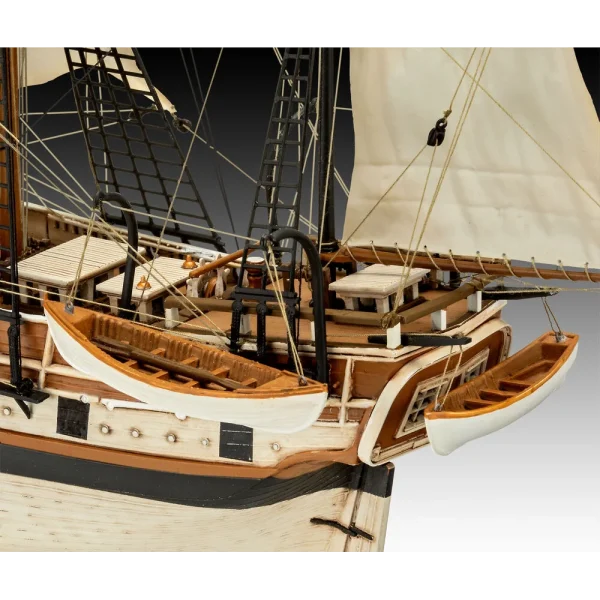 4009805458-3 Revell - HMS Beagle - 05458