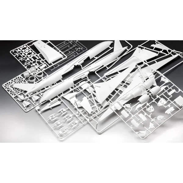 4009805612-6 Revell - Geschenkset A350-900 - Lufthansa 100years - 05612