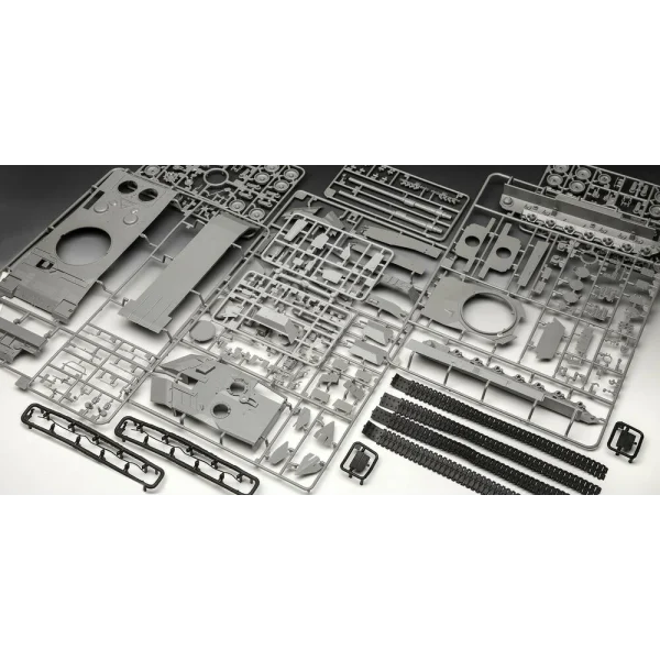 Revell - 70 Jahre Bundeswehr: Leopard 2 A6A2 Exclusive Edi - 05631