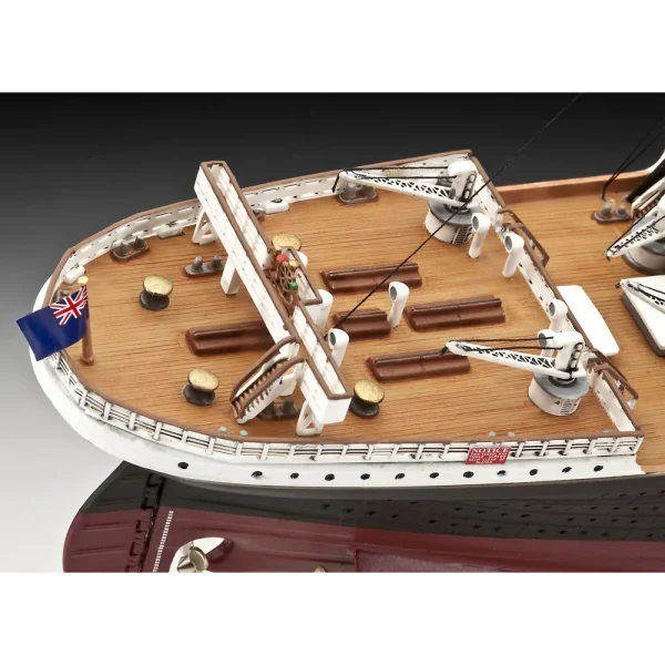 4009805715-17 Revell - Geschenkset "100 Jahre Titanic - 05715