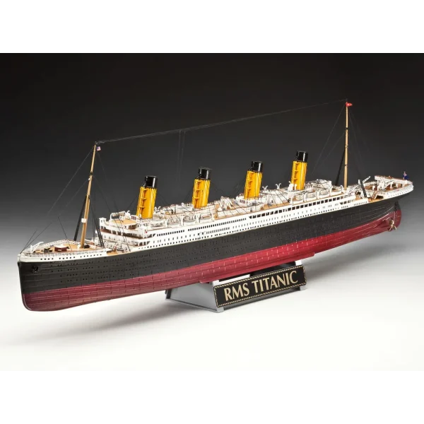 4009805715-21 Revell - Geschenkset "100 Jahre Titanic - 05715