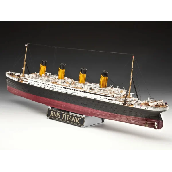 4009805715-23 Revell - Geschenkset "100 Jahre Titanic - 05715