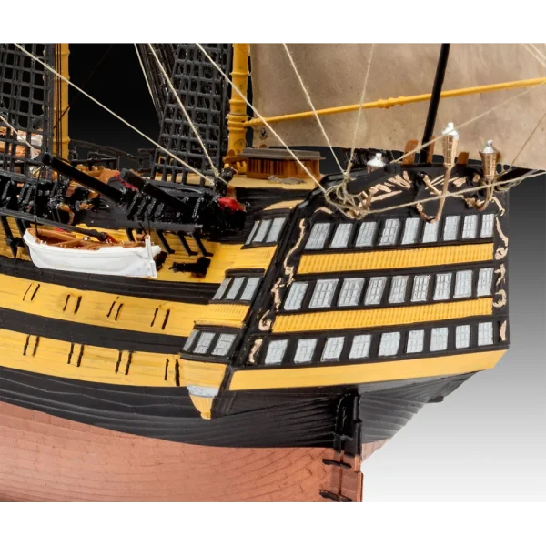 Revell - Geschenkset"BATTLE OF TRAFALGAR - 05767