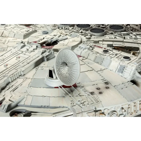 4009806718-2 Revell - Millennium Falcon - 06718