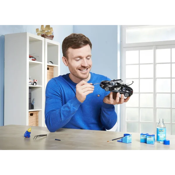 4009807008-3 Revell - BMW i8 - 07008
