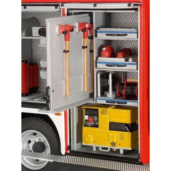 4009807452-3 Revell - MAN/Schlingmann HLF 20 VARUS 4x4 - 07452