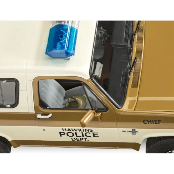 4009807724-2 Revell - Stranger Things 1985 Chevrolet K5 Blazer - 07724