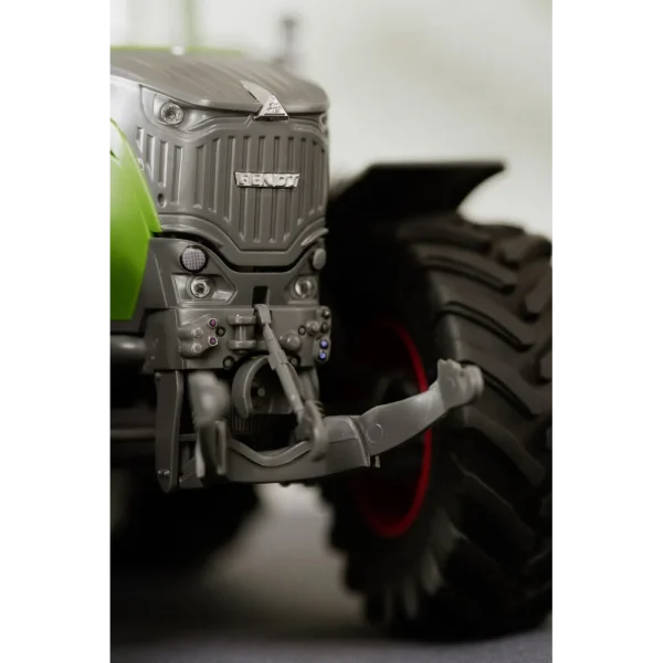 4009807827-27 Revell - Fendt 728 Vario - 07827